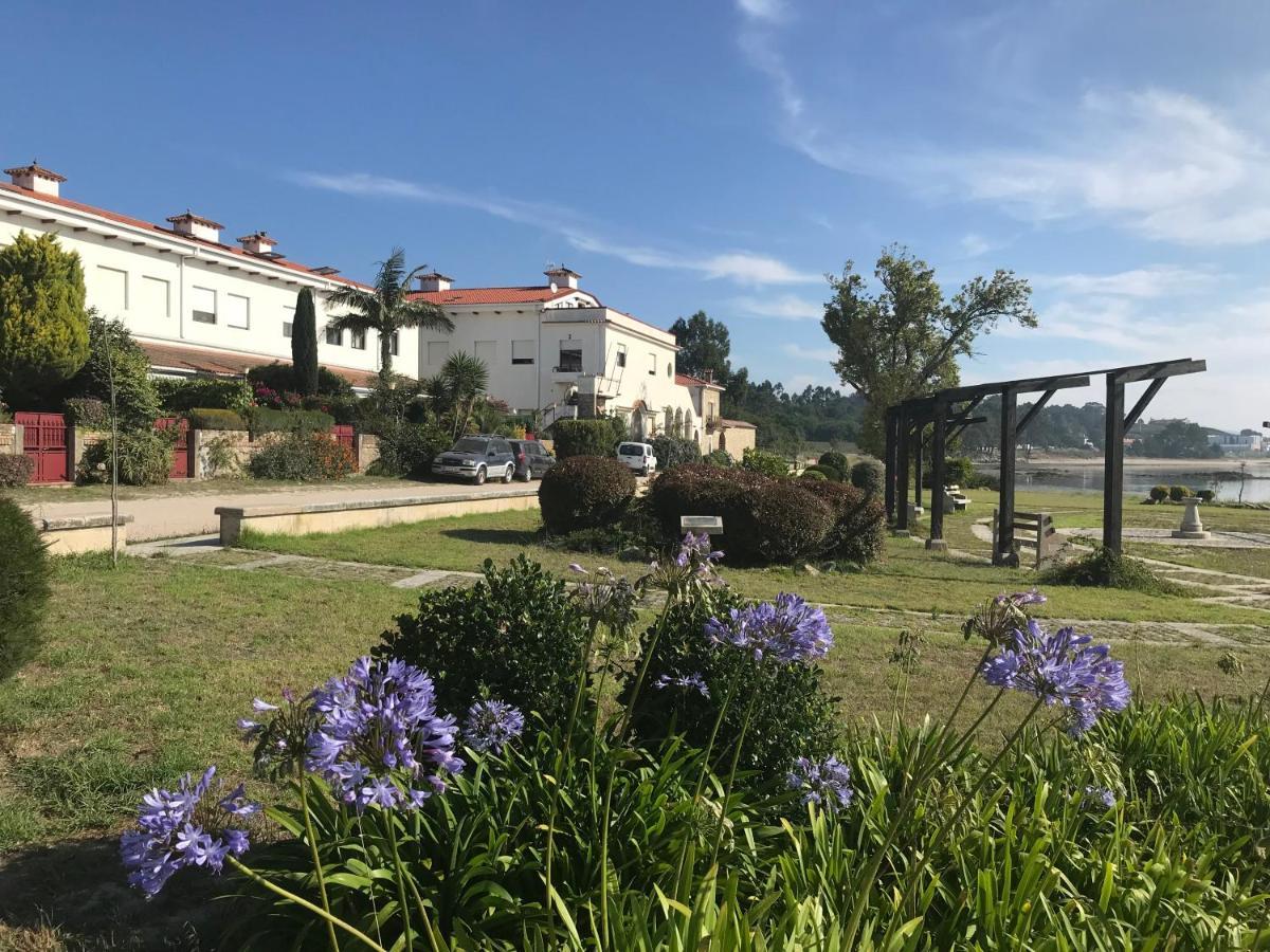 Apartamento En Primera Linea De Playa A Guarda Exterior foto